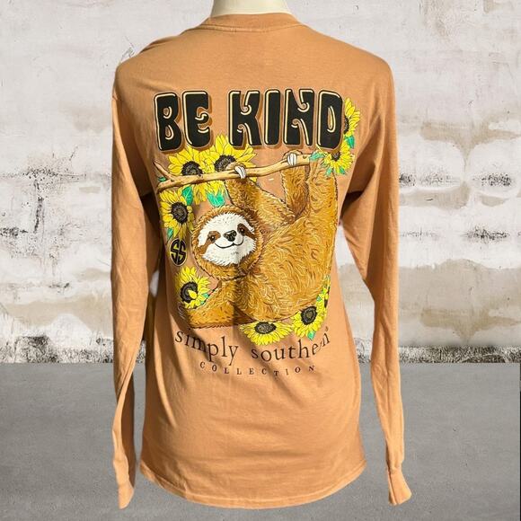 Simply Southern NWOT Long Sleeve T-Shirt with Sloth Size Small - Picture 3 of 4